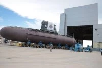 Transfert d’une section du premier sous-marin Scorpène brésilien, le Riachuelo