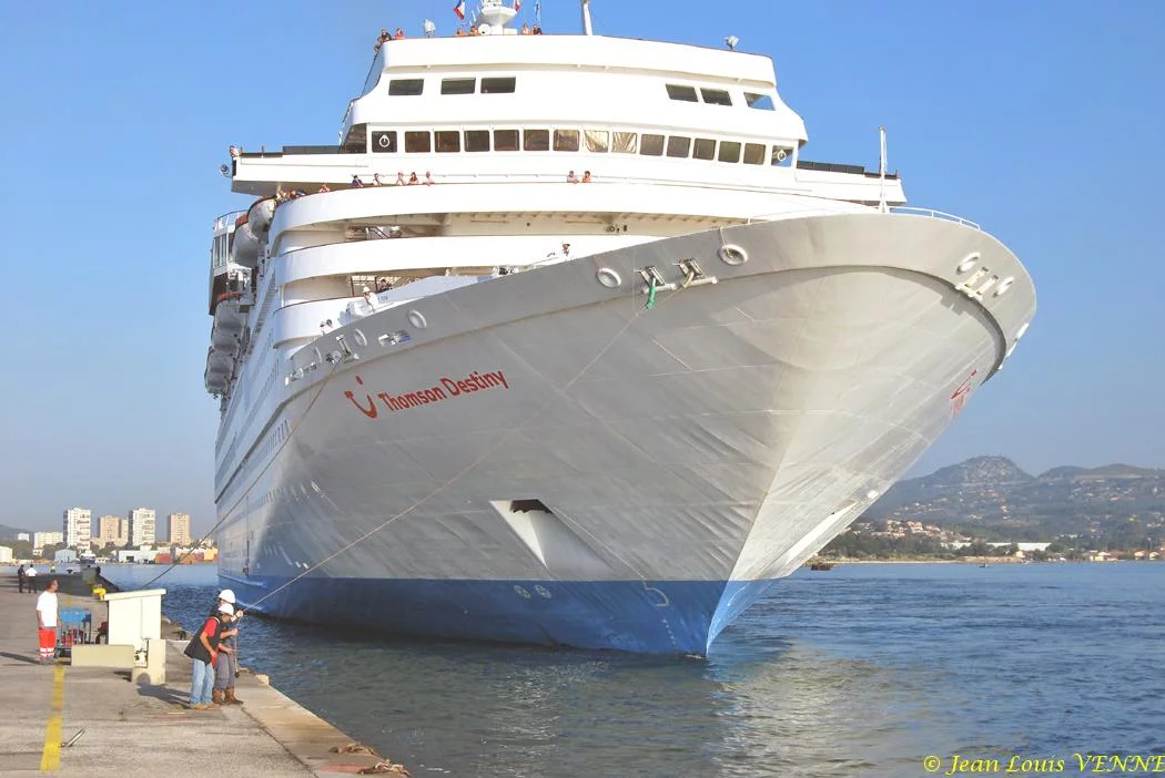 Le paquebot Thomson Destiny fait escale à La Seyne-sur-mer