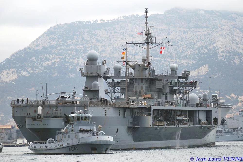 Départ de Toulon de l’USS Whitney