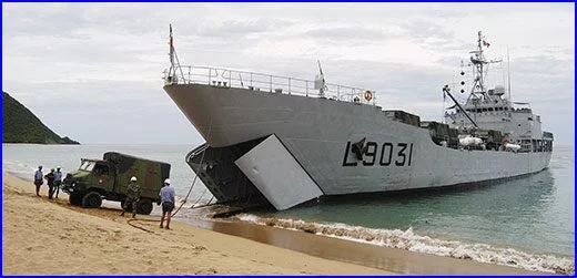 Plageage du bÃ¢timent Francis Garnier  au Carbet 