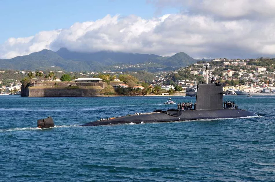 Arrivée de la Perle à Fort de France