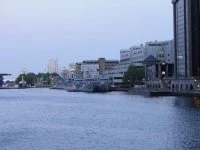 Escale des bâtiments école à Londres