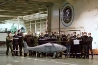Un drone S-100 à bord du PHA Tonnerre