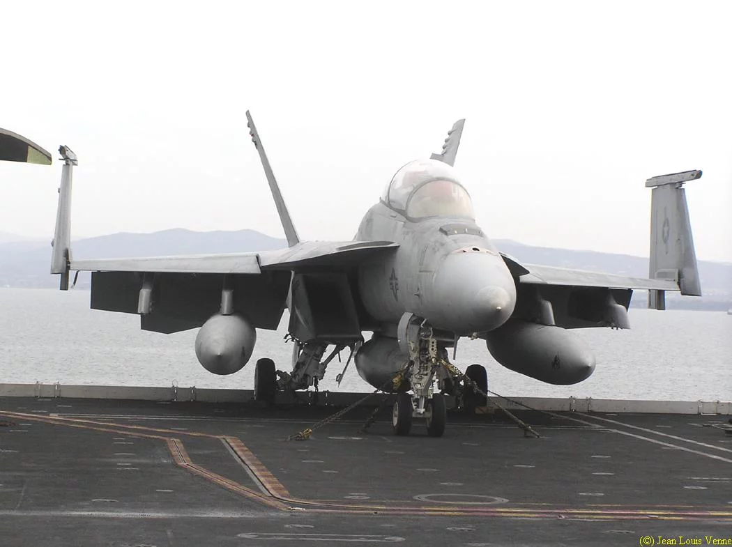 Un chasseur F-18
