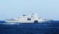 La Provence et le sous-marin malaisien Tun Razak