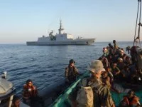La frégate Guépratte démantèle un groupe de pirates et libère 23 otages yéménites
