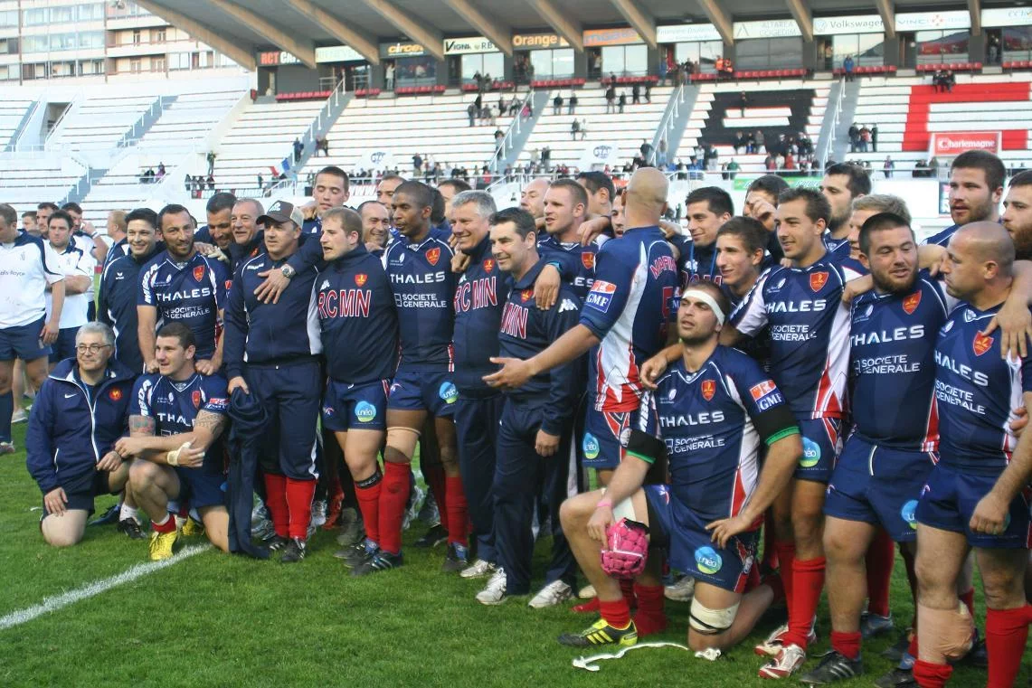 L'équipe du Rubgy-Club de la Marine nationale