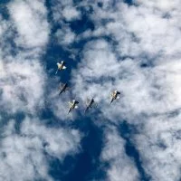 Les F-16 israéliens et les chasseurs français Dassault Rafale volent ensemble