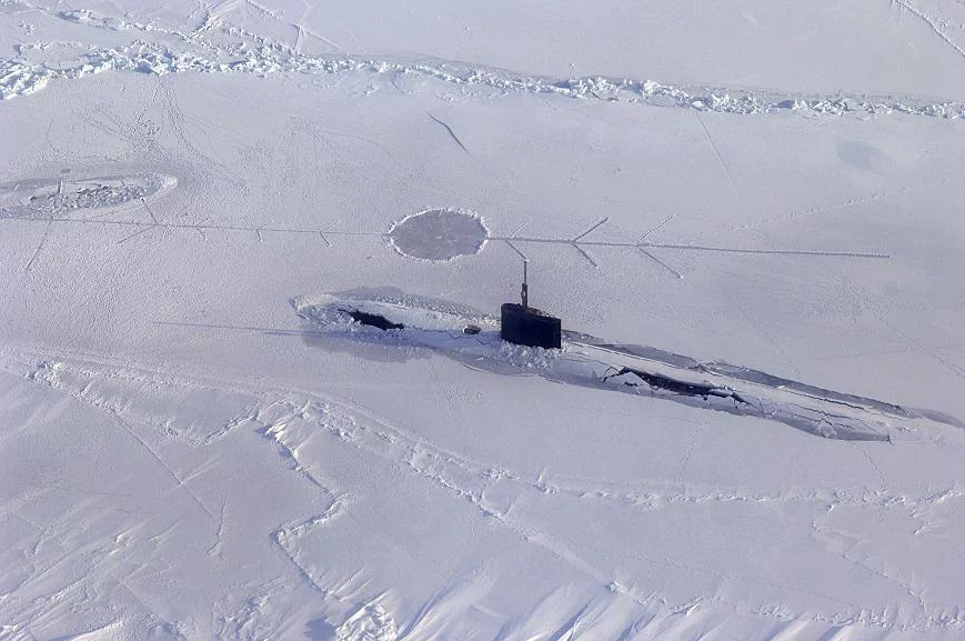 L'USS Alexandria vue du ciel