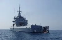Le patrouilleur L'Adroit évacue des ressortissants au Yémen