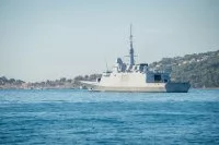 La frégate Languedoc appareille de Toulon pour un déploiement de longue durée
