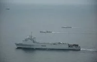 Le Siroco et deux patrouilleurs congolais