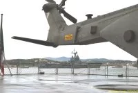Un hélicoptère EH-101