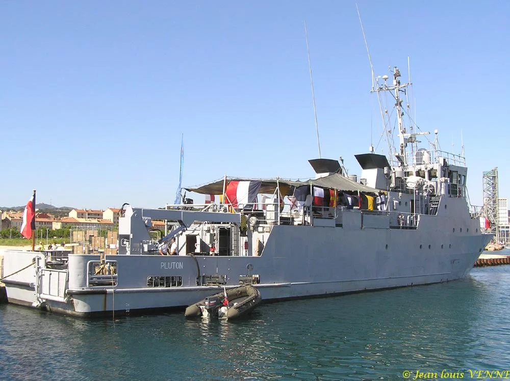 Le Bâtiment Base de Plongeurs Démineurs Pluton