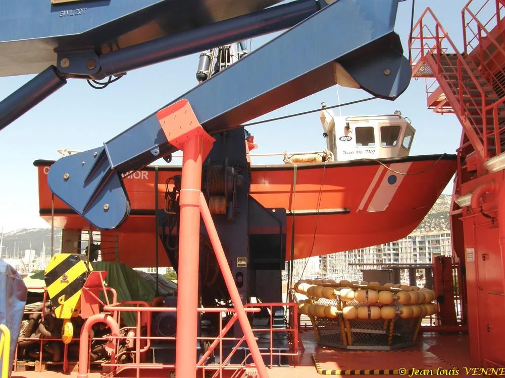 Le Clara Campoamor