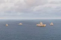 La frégate italienne Federico Martinengo, le patrouilleur de haute mer espagnol Tornado, la frégate de surveillance Ventôse et le porte-hélicoptères amphibie Dixmude