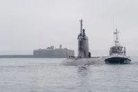 Le Suffren quitte la grande rade de Cherbourg