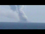 Salve de 3 missiles sur batiment de guerre - wideo