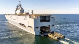 Le porte-hélicoptères amphibie (PHA) Mistral