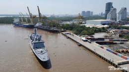 La frégate Provence arrive à Ho Chi Minh Ville (Vietnam)