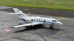 Un avion de surveillance maritime Facon 200
