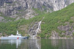 Le patrouilleur Cormoran dans les fjords norvégiens