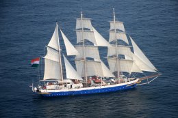 Le voilier-école indien INS Sudarshini